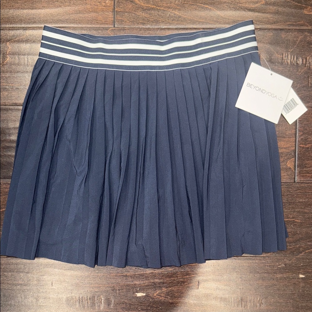 Beyond Yoga Dark Blue Pleated Skirt